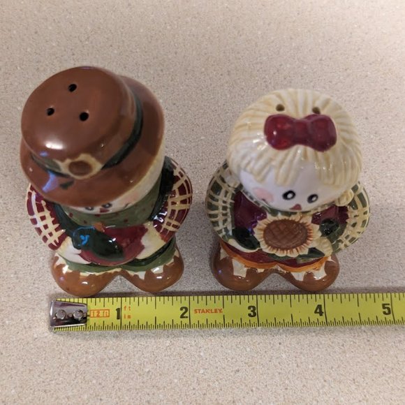 Scarecrow couple salt and pepper shakers - Picture 8 of 10